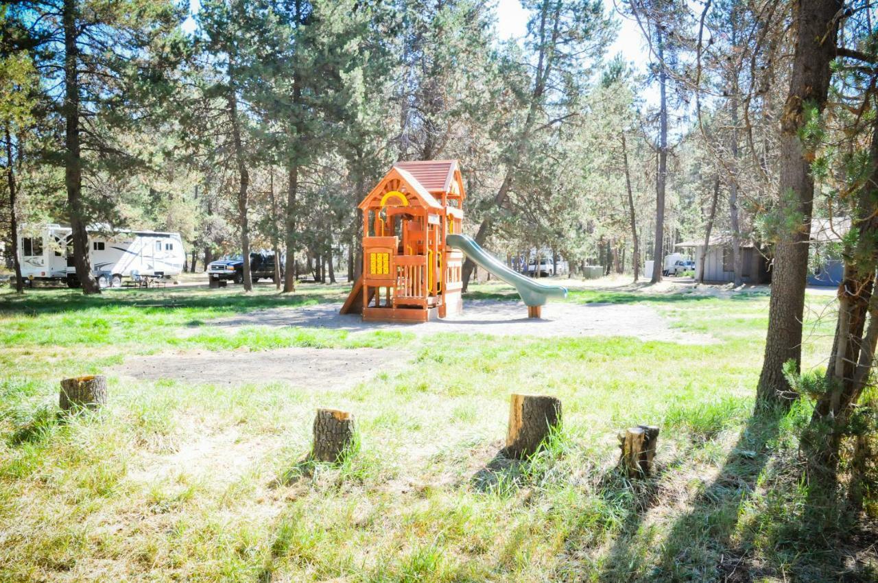 Bend-Sunriver Camping Resort Studio Cabin 6 Ngoại thất bức ảnh