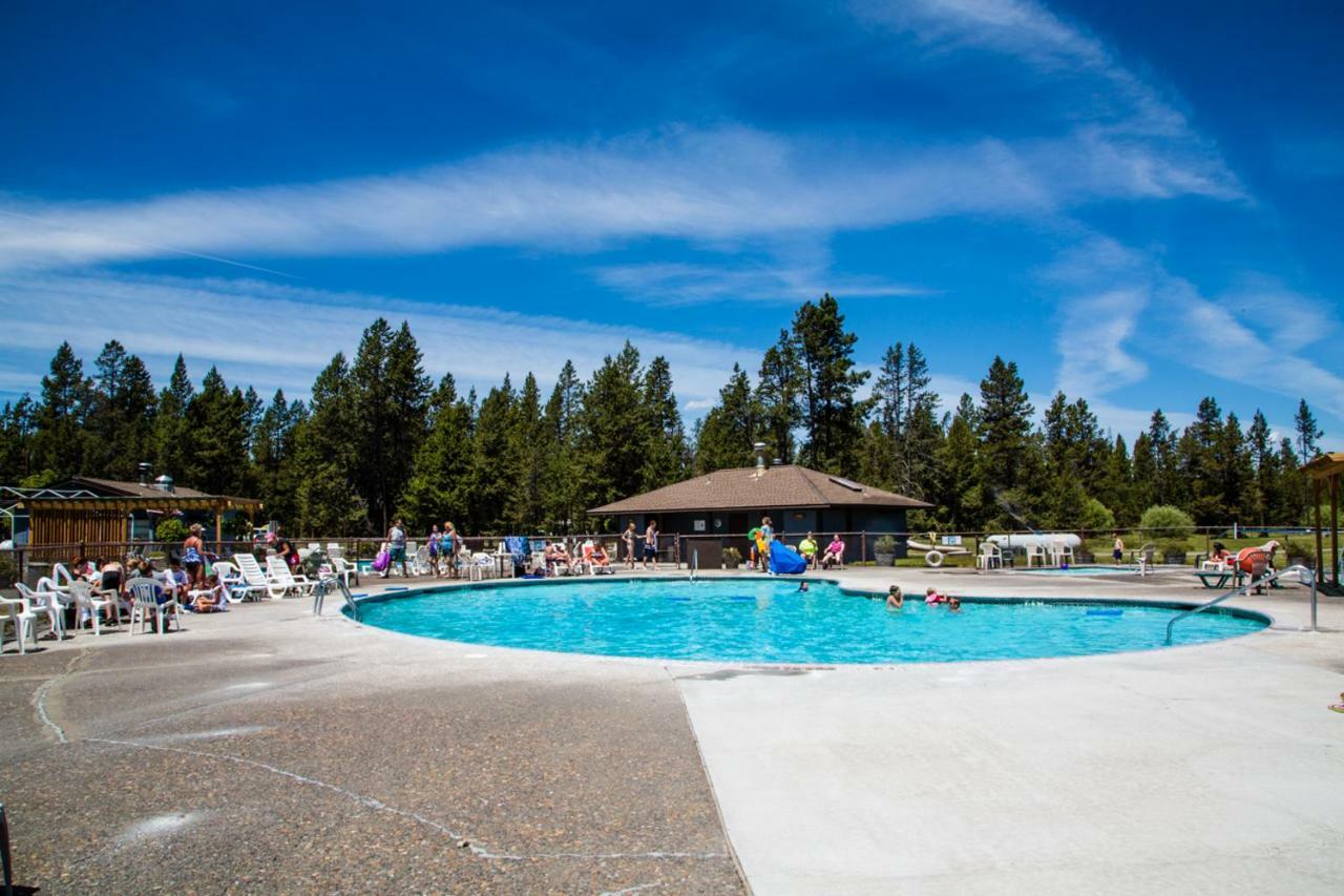Bend-Sunriver Camping Resort Studio Cabin 6 Ngoại thất bức ảnh